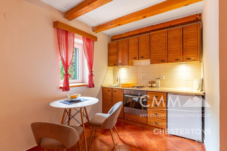 Others 4, Apartments stone Radovici