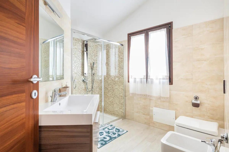 Bathroom 3, Villa Maria B&B, Cagliari