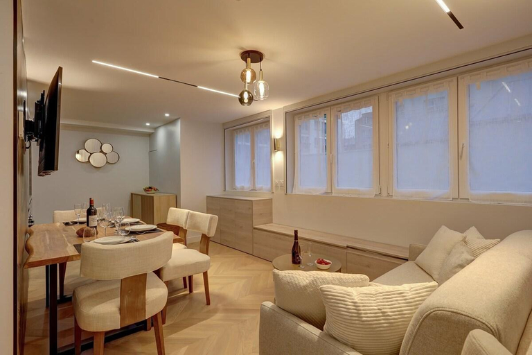 Interior view 3, AC Apartment by Eiffel Tower – Studio Prestige, Paris