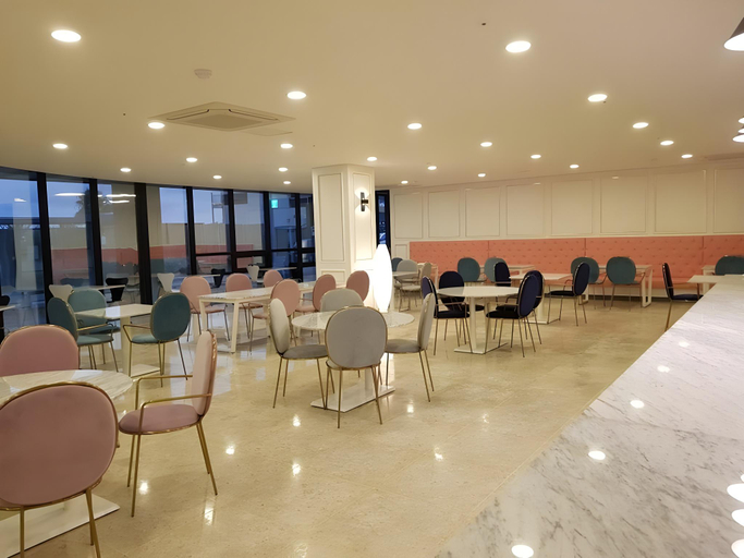 Food & Drinks 5, GLADSHEIM HOTEL, Seogwipo