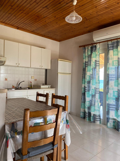 Others 5, Tentes Holiday Homes, Peloponnese