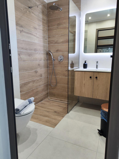 Bathroom 3, seaandolive, Central Macedonia
