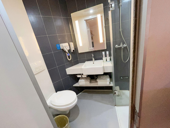 Bathroom 3, HanTing Hotel (Jing County), Hengshui
