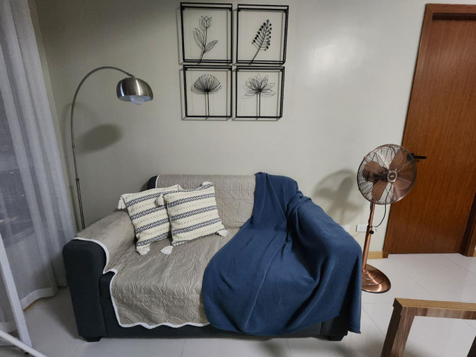 Bedroom 3, Cozy 1BR Condo in Mandaluyong City with City Skyline View, Mandaluyong