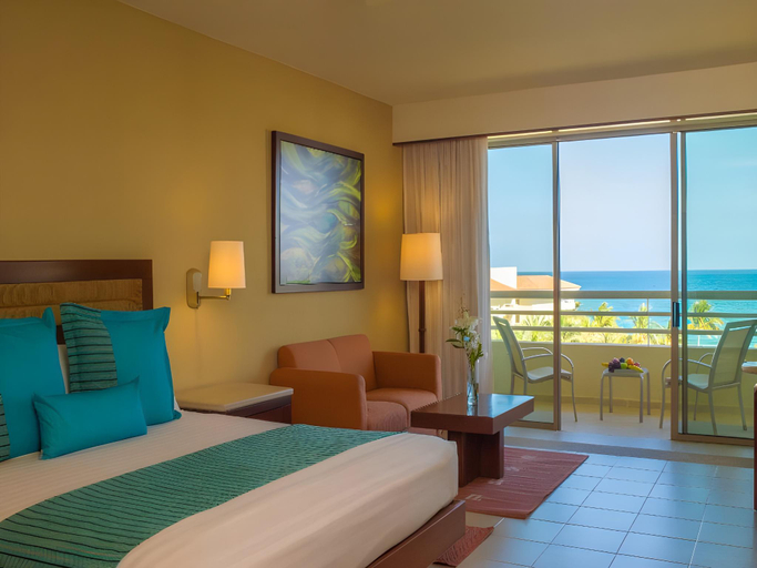 Bedroom 3, GR Solaris Lighthouse - All Inclusive, La Paz