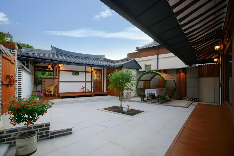 Others 4, Geuligobom Dokchae Pension, Jeonju