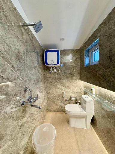 Bathroom 3, Olive Greens Homestay, Dehradun
