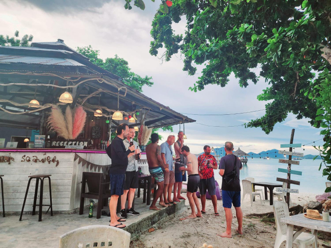 Food & Drinks 4, Minnie Seaview Resort, Muang Rayong