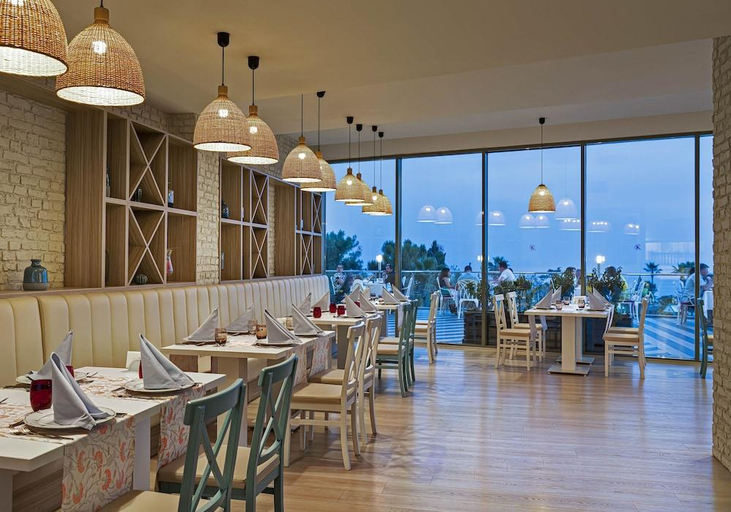 Food & Drinks 5, Kaya Side, Manavgat