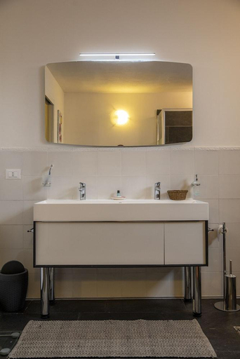 Bathroom, La Casa di Campagna, Treviso