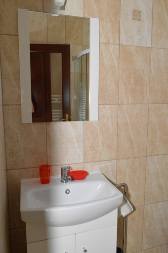 Bathroom 4, Casa Flora, Sanmartin