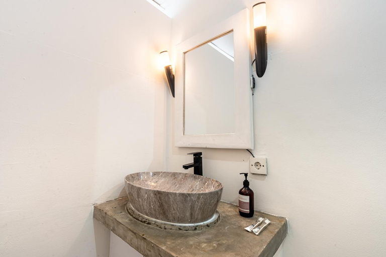 Bathroom 3, Seminyak Villa, Pool, 2 min to Double Six Beach, Badung
