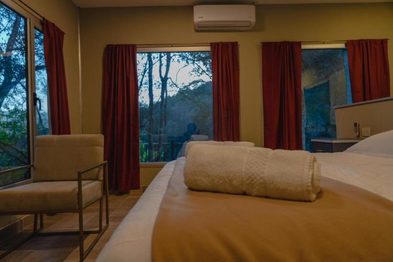 Bedroom 3, Eco Lodge de la Selva, Capital