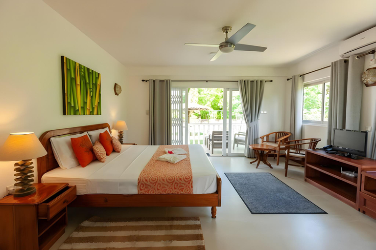 Bedroom 2, Le Tropique Villa