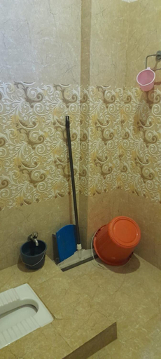 Bathroom 2, Dreams Stay, Lucknow
