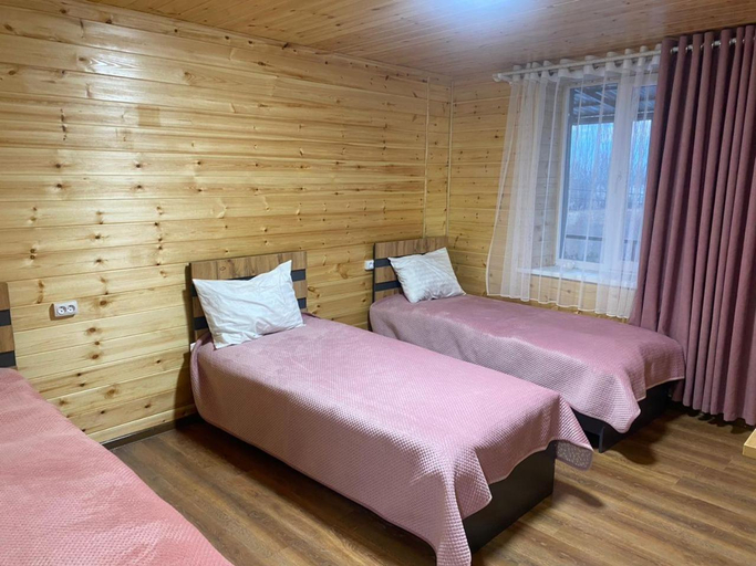 Bedroom 3, Syi-Ordo, Djety-Oguz