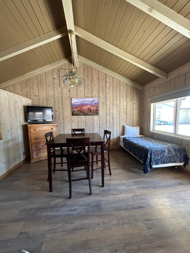 Bedroom 3, Bristlecone Motel, Inyo