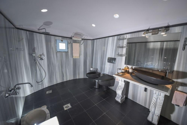 Bathroom 3, Beyaz Yunus Hotel, Fethiye