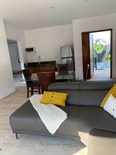 Others 3, Luana Suites- Suite Xaly, José Azueta