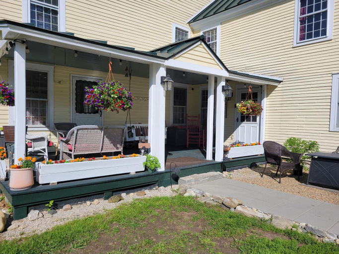 Exterior & Views 3, Franklyn Farm Inn, Windsor