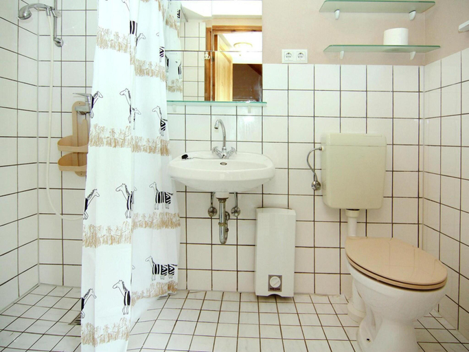 Bathroom 4, Ferienpark Markgrafenheide, Rostock
