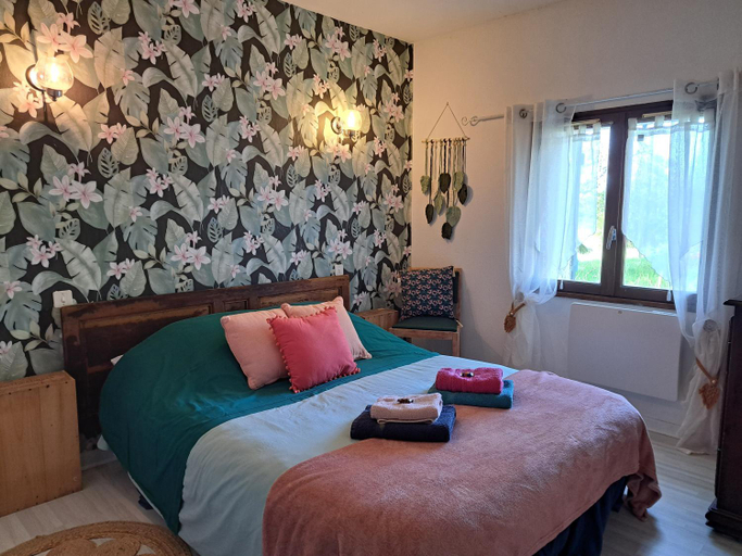 Bedroom 2, L'Auberge, Gers