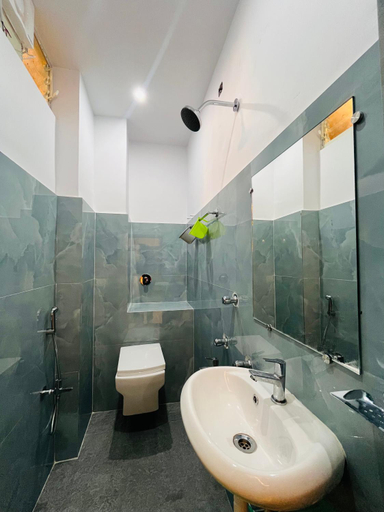 Bathroom 4, HOTEL HOLIDAY HOME, Purba Medinipur