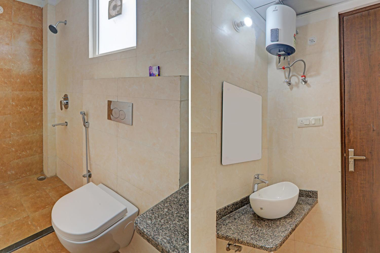 Bathroom 4, The Bunglo (Villa), Kaushambi