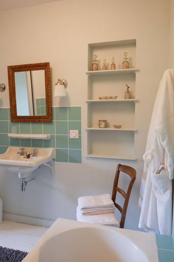 Bathroom 3, La Foutelaie, Maine-et-Loire