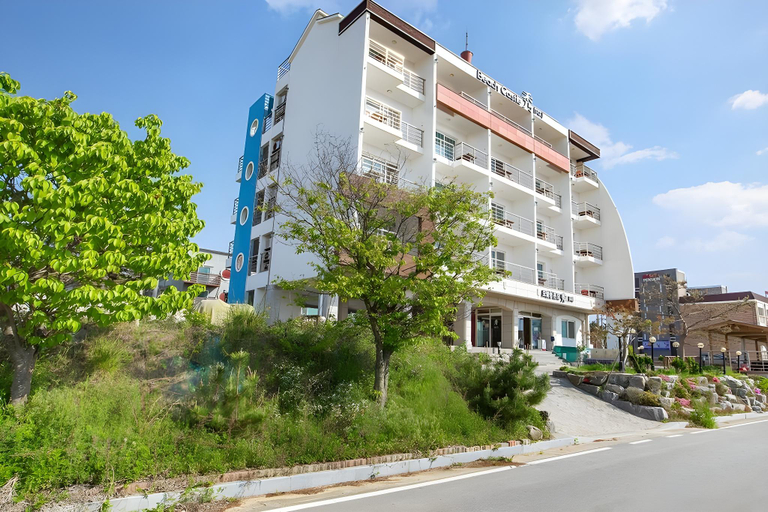 4, Subi Beach Castle, Taean
