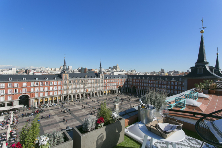 Others 5, Penthouse With Private Terrace & Balcony in Plaza Mayor Square. Plaza Mayor IV, Madrid