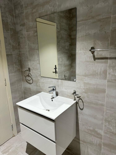 Bathroom, Blue Ocean Apartments (Brufut), Kombo Saint Mary
