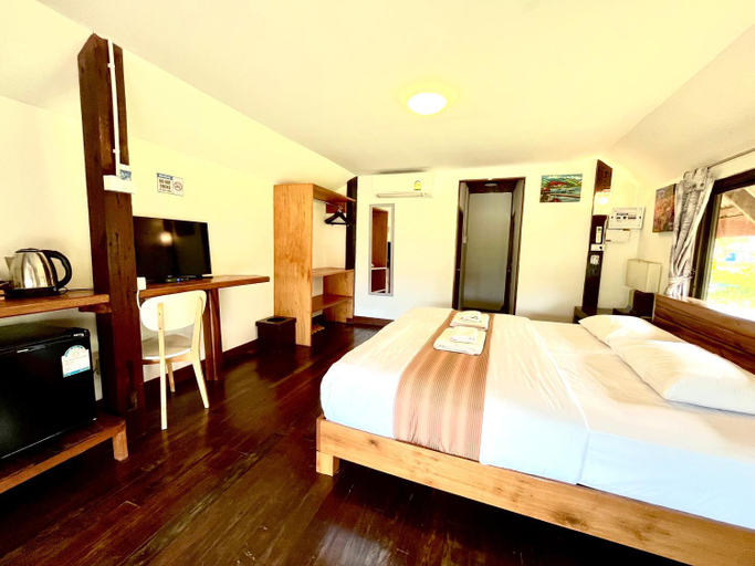 Bedroom 3, The Chevalley Beach Resort, Thung Wa