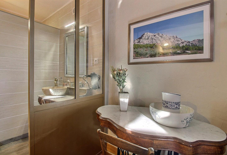 Bathroom 4, Le Mas Cothy en Provence, Gard