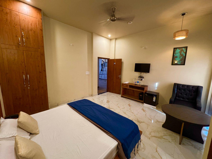 Others 4, Hotel Green Hillock, Alwar
