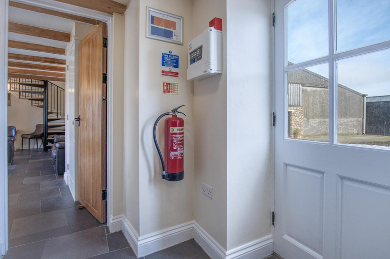 Others 4, Bunk House - 4 Bedroom - Llangennith, Swansea