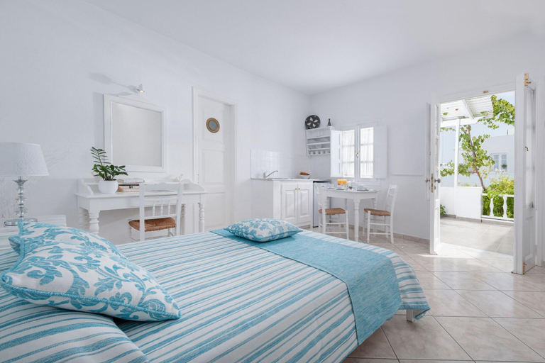 Bedroom 2, Casa Bianca Hotel, South Aegean