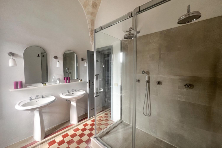 Bathroom 3, Masseria Eccellenza, Brindisi