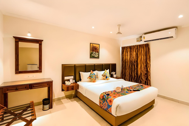 Bedroom 2, Blossoms Hotel and Service Apartment, Chennai