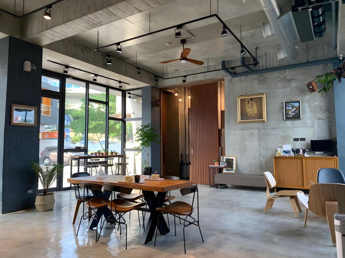 Food & Drinks, Come Sit Hostel, Hualien