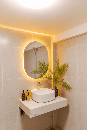Bathroom 1, LaHomestay Truc Bach, Ba Đình