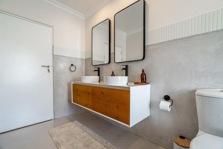 Bathroom 2, Yzer Beach House, West Coast