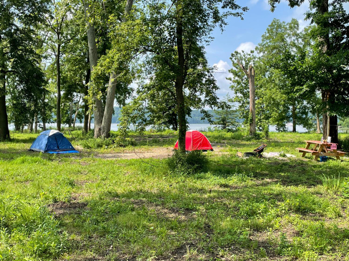 Others 3, KAYAK STARVED ROCK CAMPGROUND, La Salle