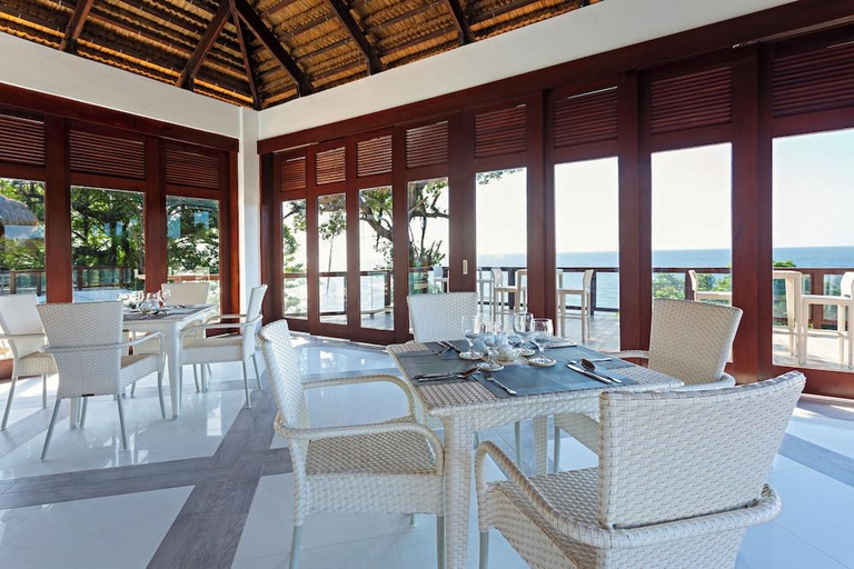 Food & Drinks 3, Oceans Edge Resort - Carabao Island, San Jose