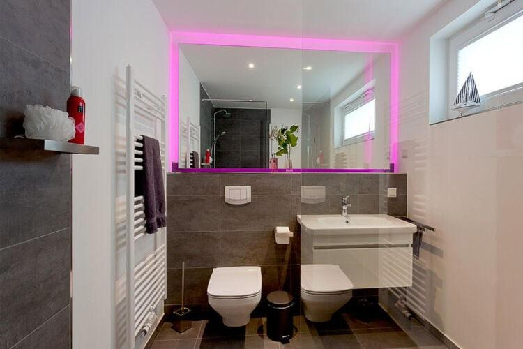 Bathroom 3, Ferienhaus am Yachthafen in Peenemunde, Vorpommern-Greifswald