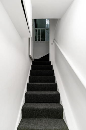 Others 4, Charming & Spacious 3BR 2BR House in Paddington!, London