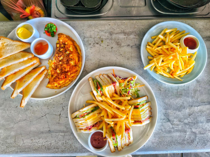 Food & Drinks 5, French Garden Regish Beachfront Hotel, Trincomalee Town and Gravets