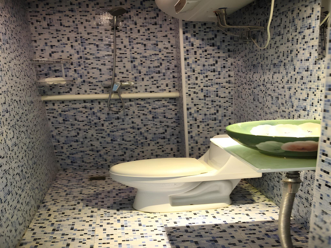Bathroom 3, Beijing P.LOFT Youth Hostel, Beijing