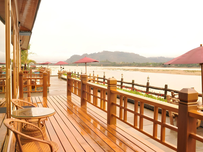 Others 2, Palm Spring Resort, Myitkyina