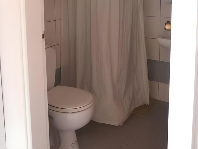 Bathroom 4, Agrellis Apartments, South Aegean